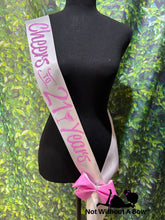 Load image into Gallery viewer, 21st Birthday Sash  - Cheers to 21 Years Birthday Sash -  Birthday Sash - Personalized Customize Colors &amp; Year INCLUDES glitter pin bow
